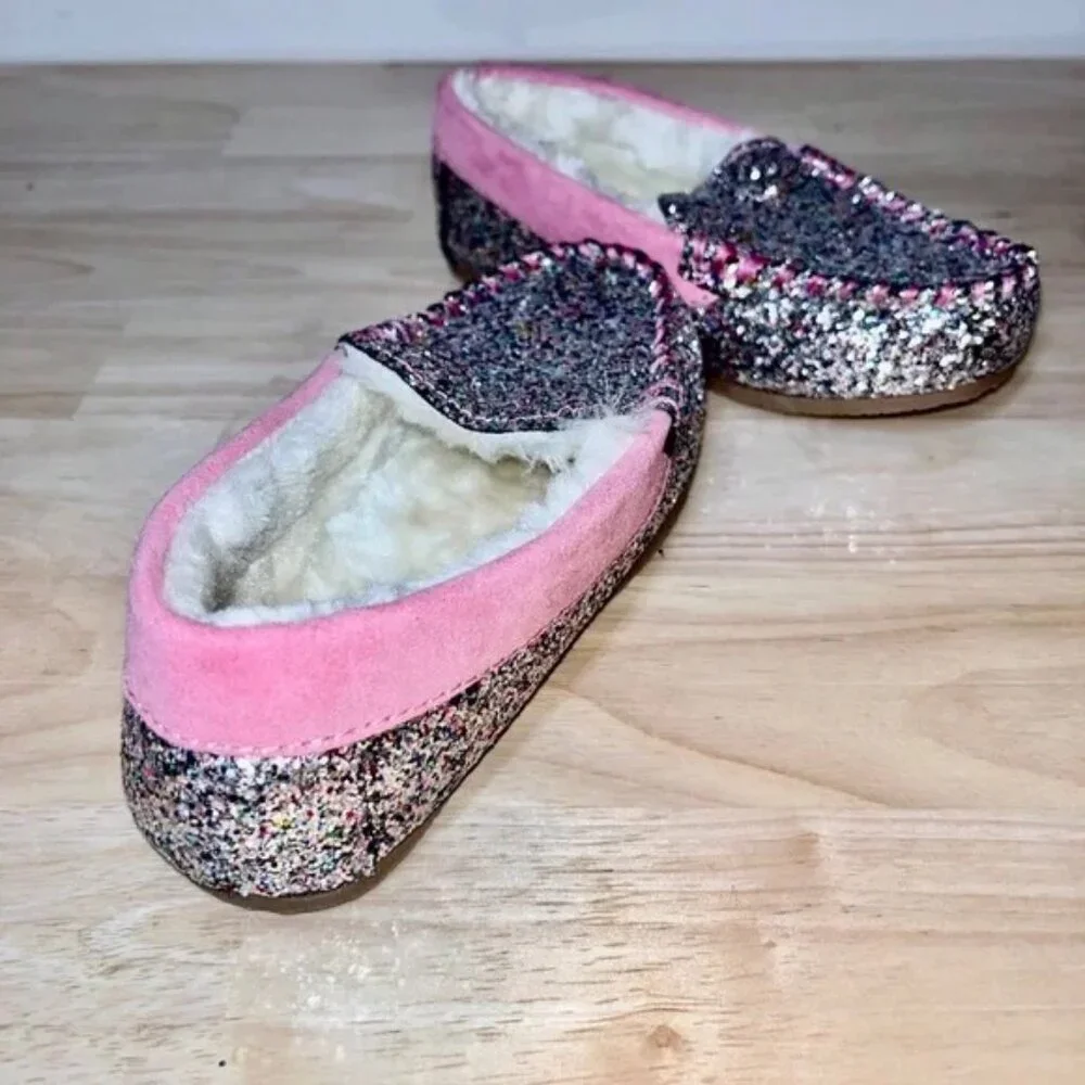 🥿 Land's End Kids' Moccasin Slippers – Size 12 – Excellent Condition! - Picture 5 of 11